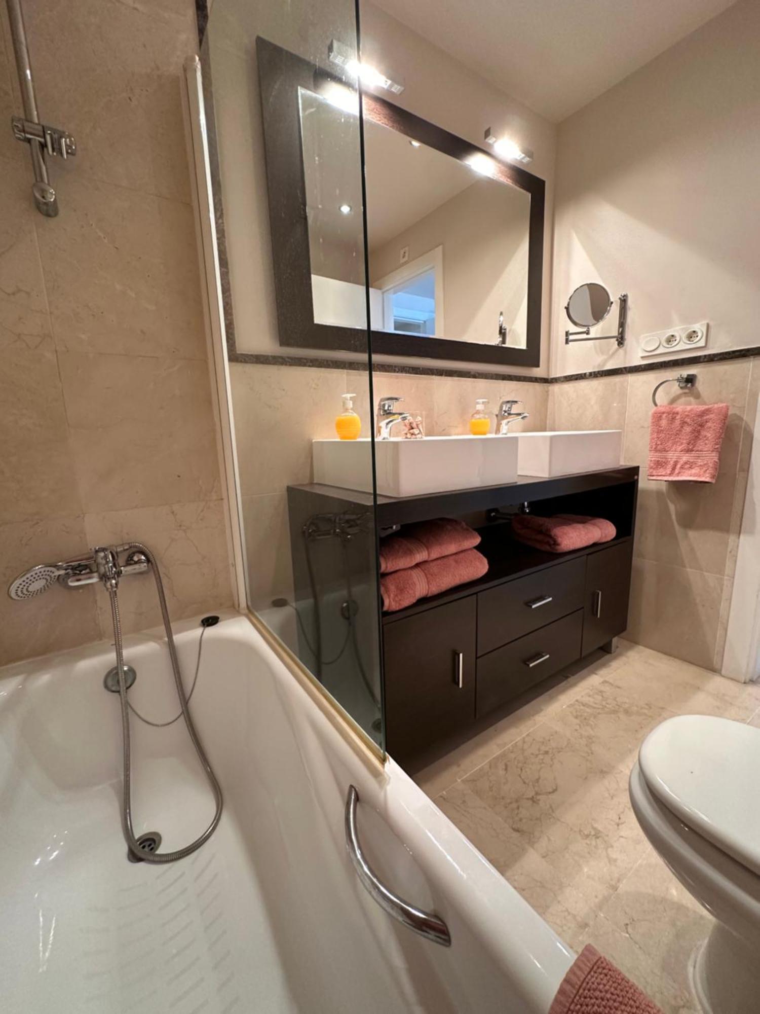 Apartamento Frente Al Mar Con Parking Privado 토록스 외부 사진